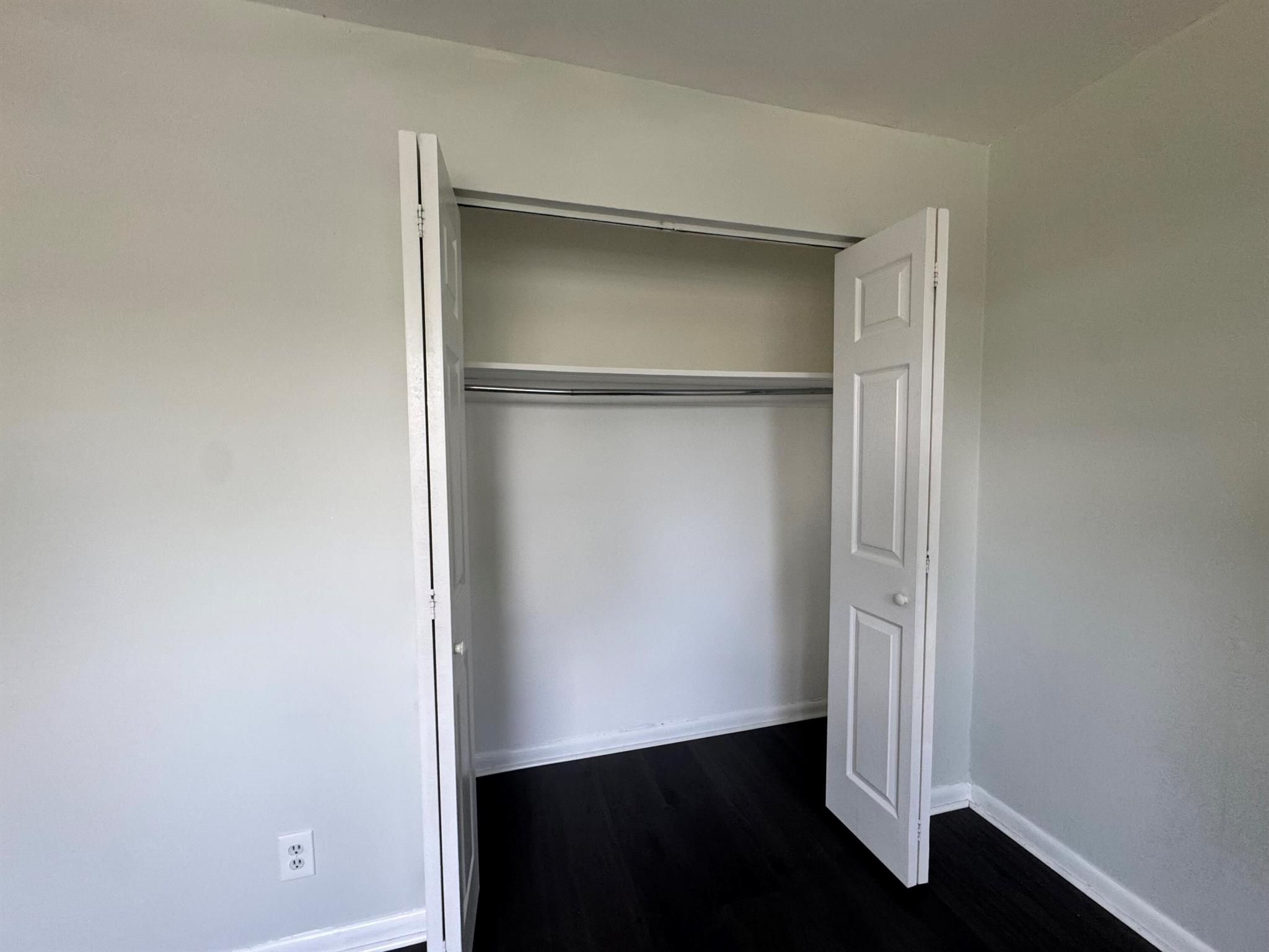 8537 40th Terrace N