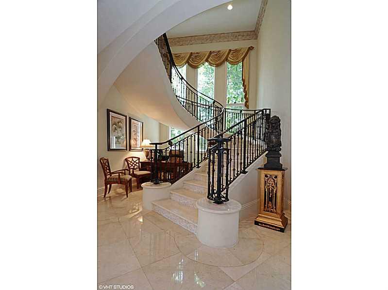 ISLA BAHIA - Residential Lease