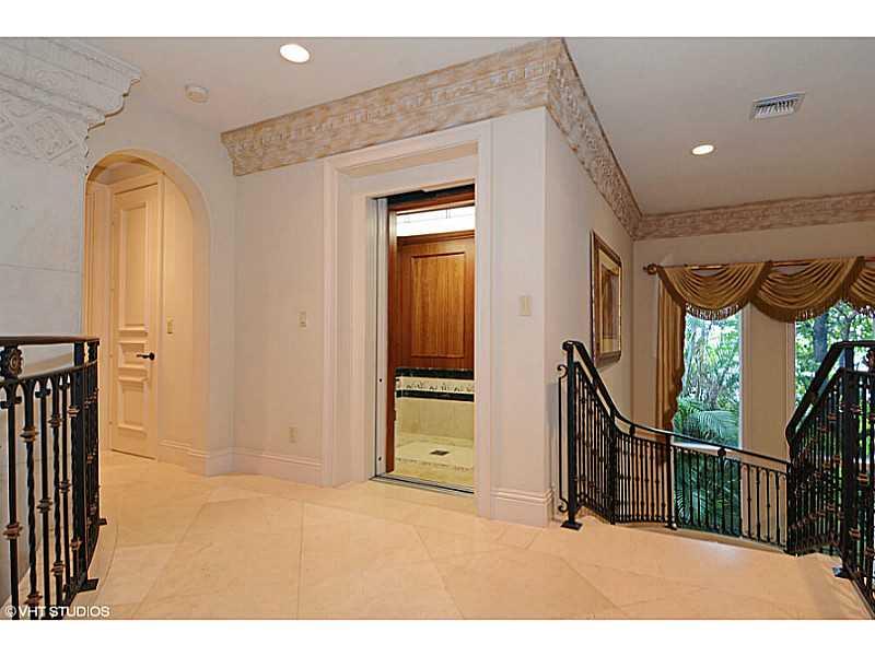 ISLA BAHIA - Residential Lease