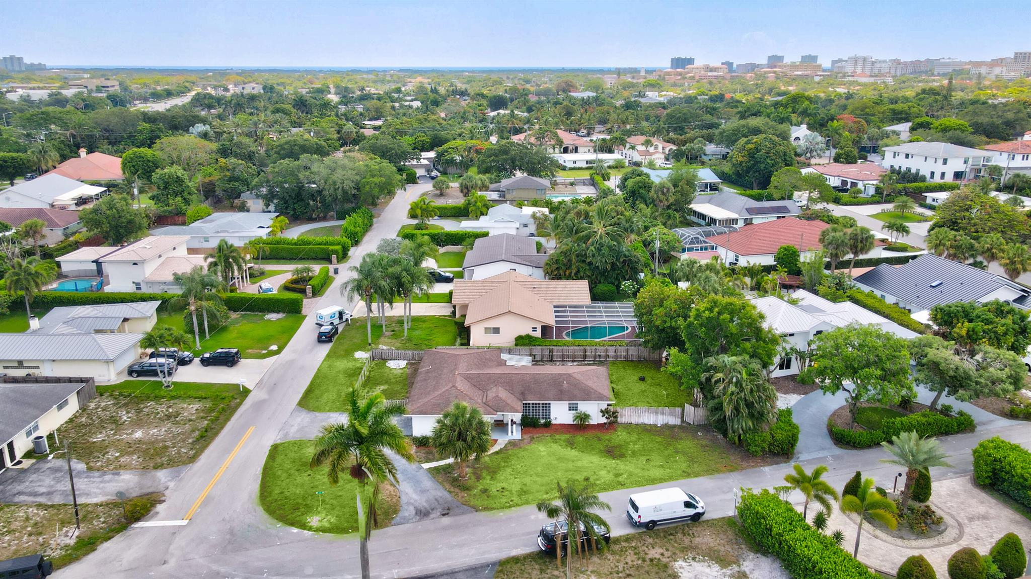 1098 NW 5th Avenue