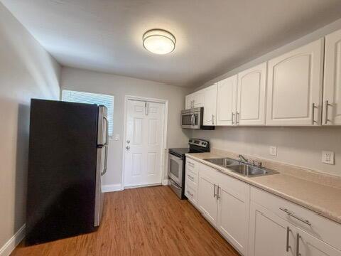 CLOWS - Residential Lease