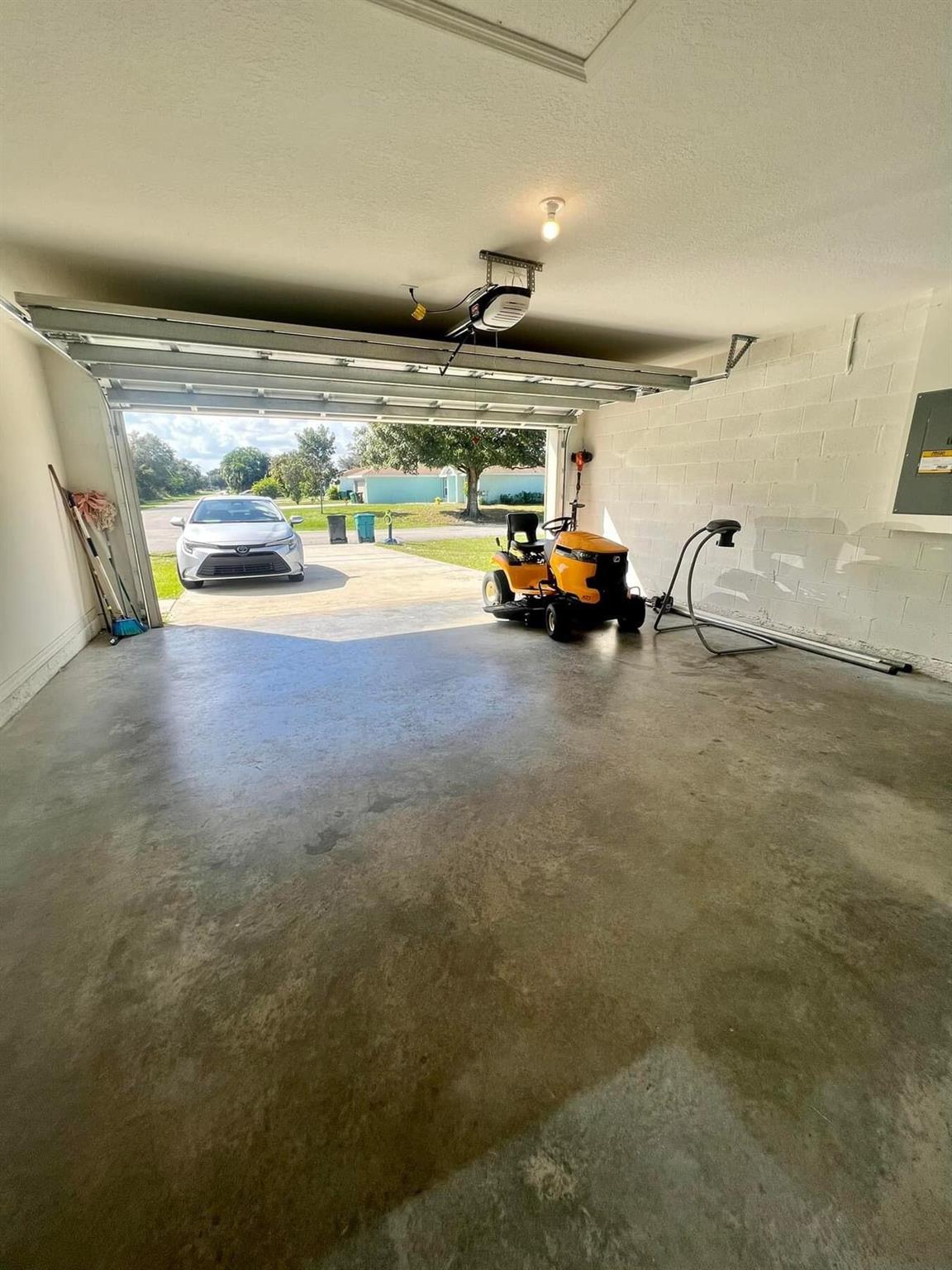 PORT ST LUCIE SEC 0 - Residential Lease