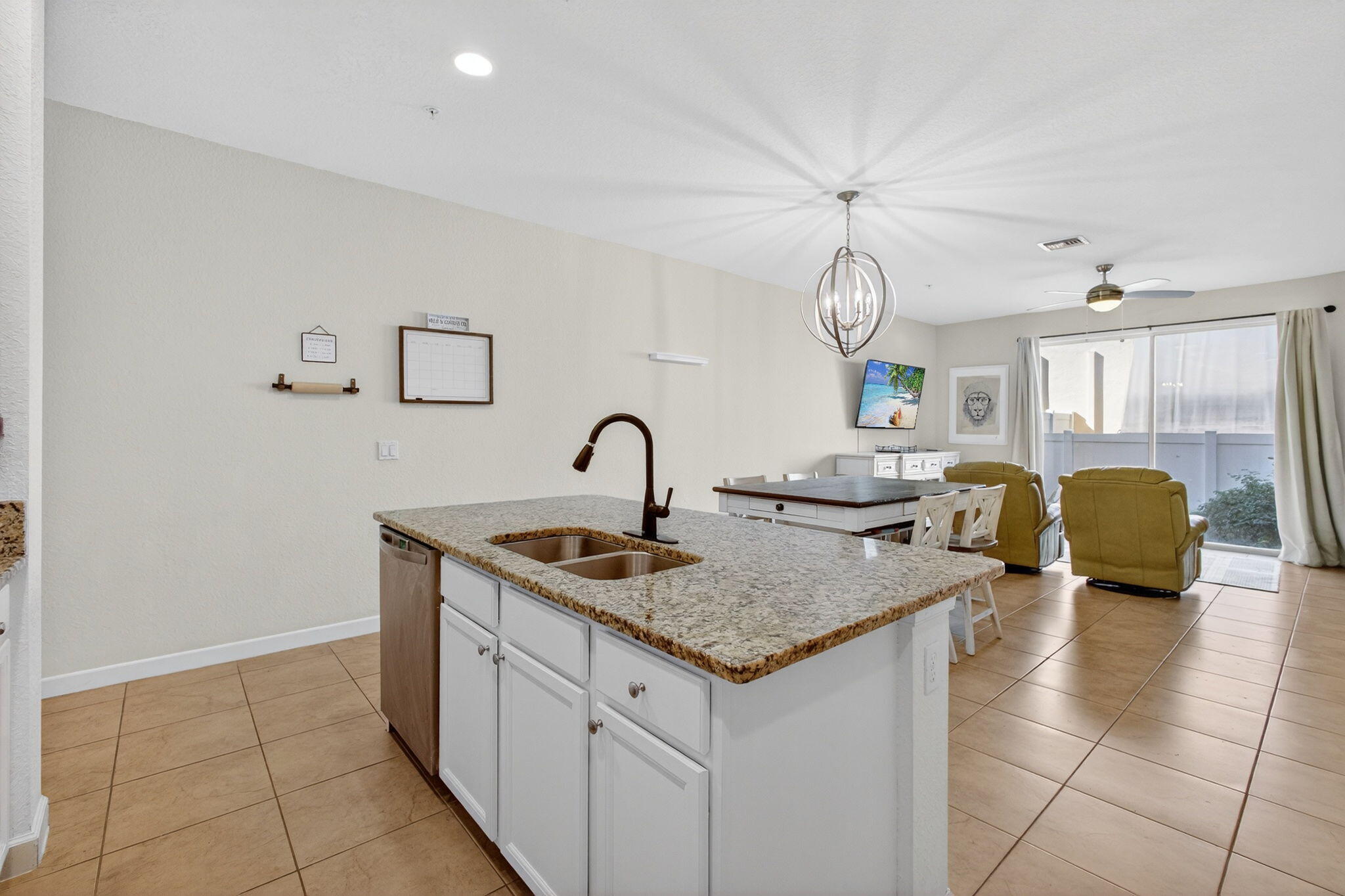 RIVER MARINA PHS 3 & 5 - Residential