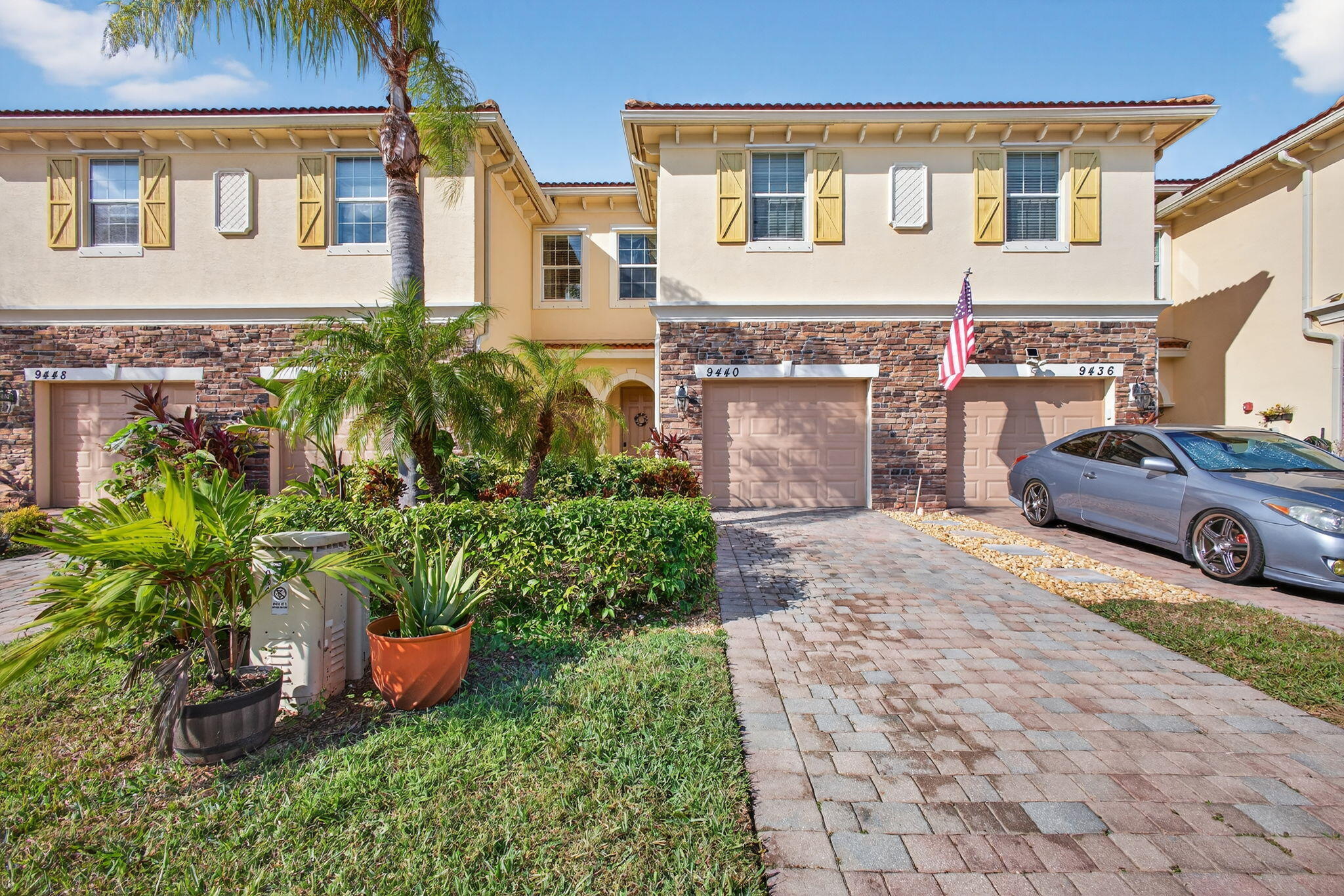 9440 SW Merlin Court