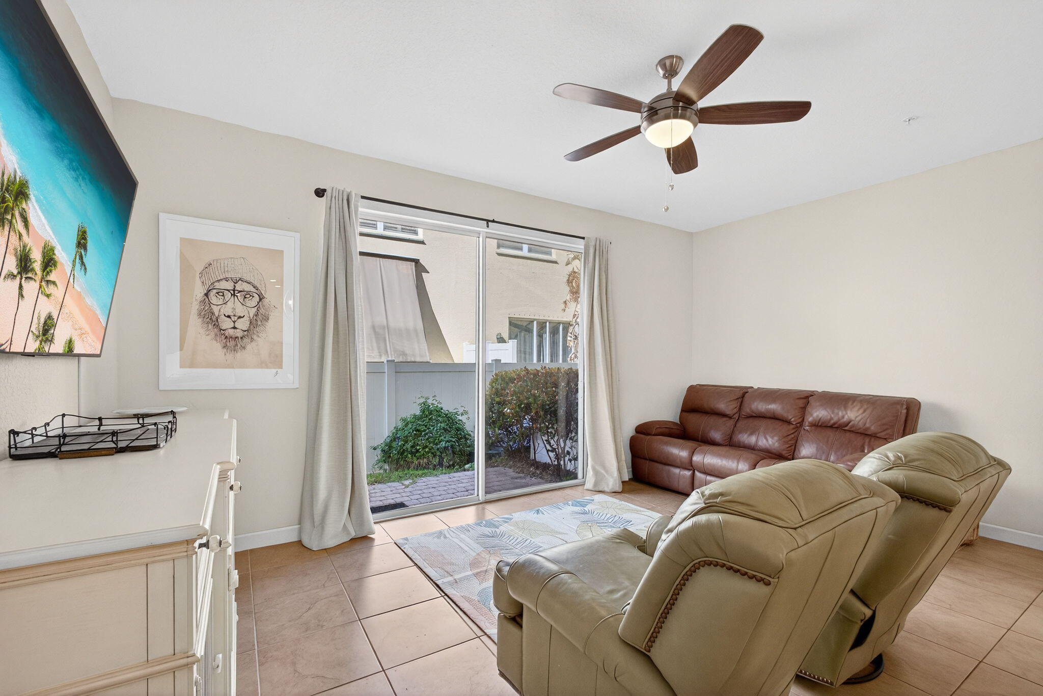 RIVER MARINA PHS 3 & 5 - Residential