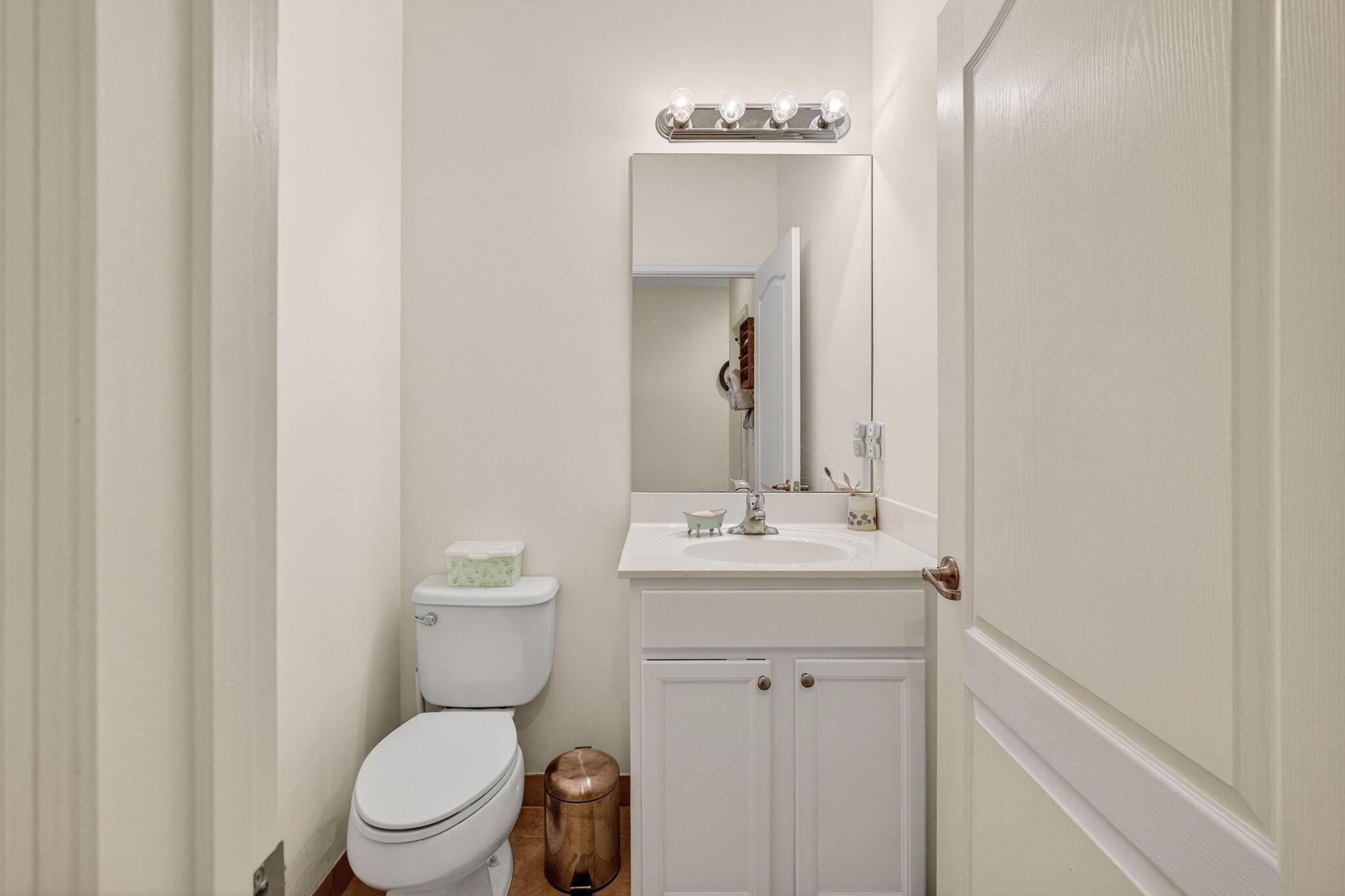 RIVER MARINA PHS 3 & 5 - Residential