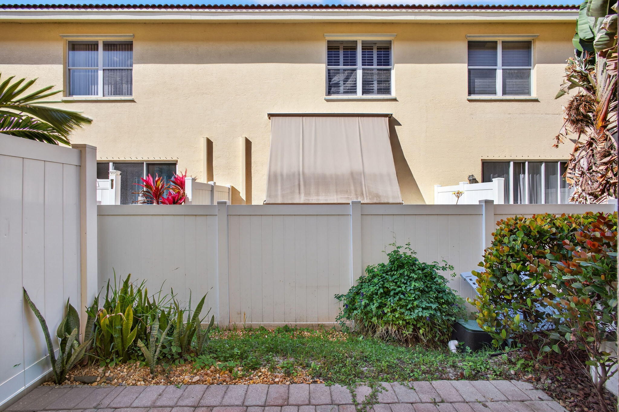 RIVER MARINA PHS 3 & 5 - Residential