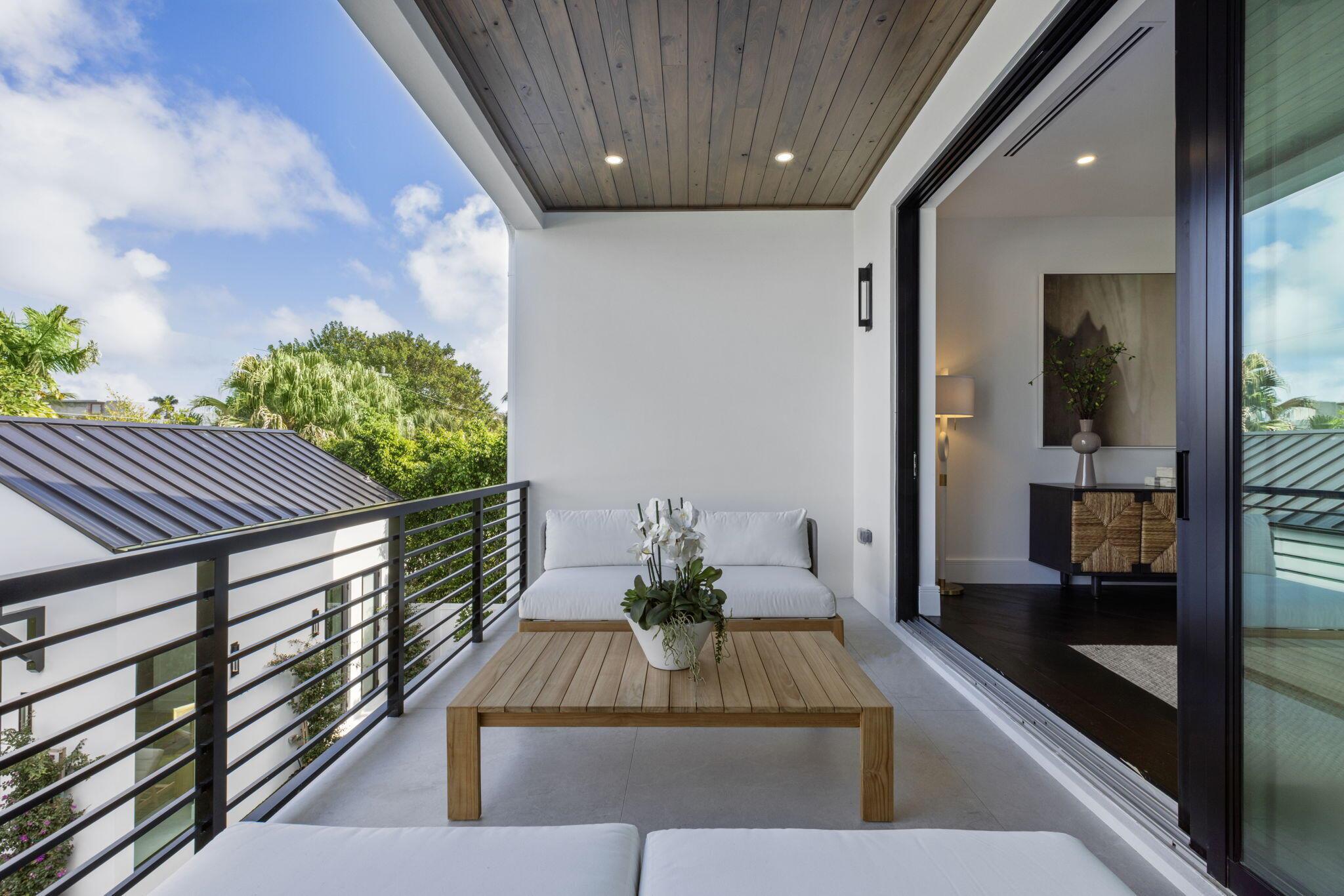 LAKEWOOD WPB IN - Residential