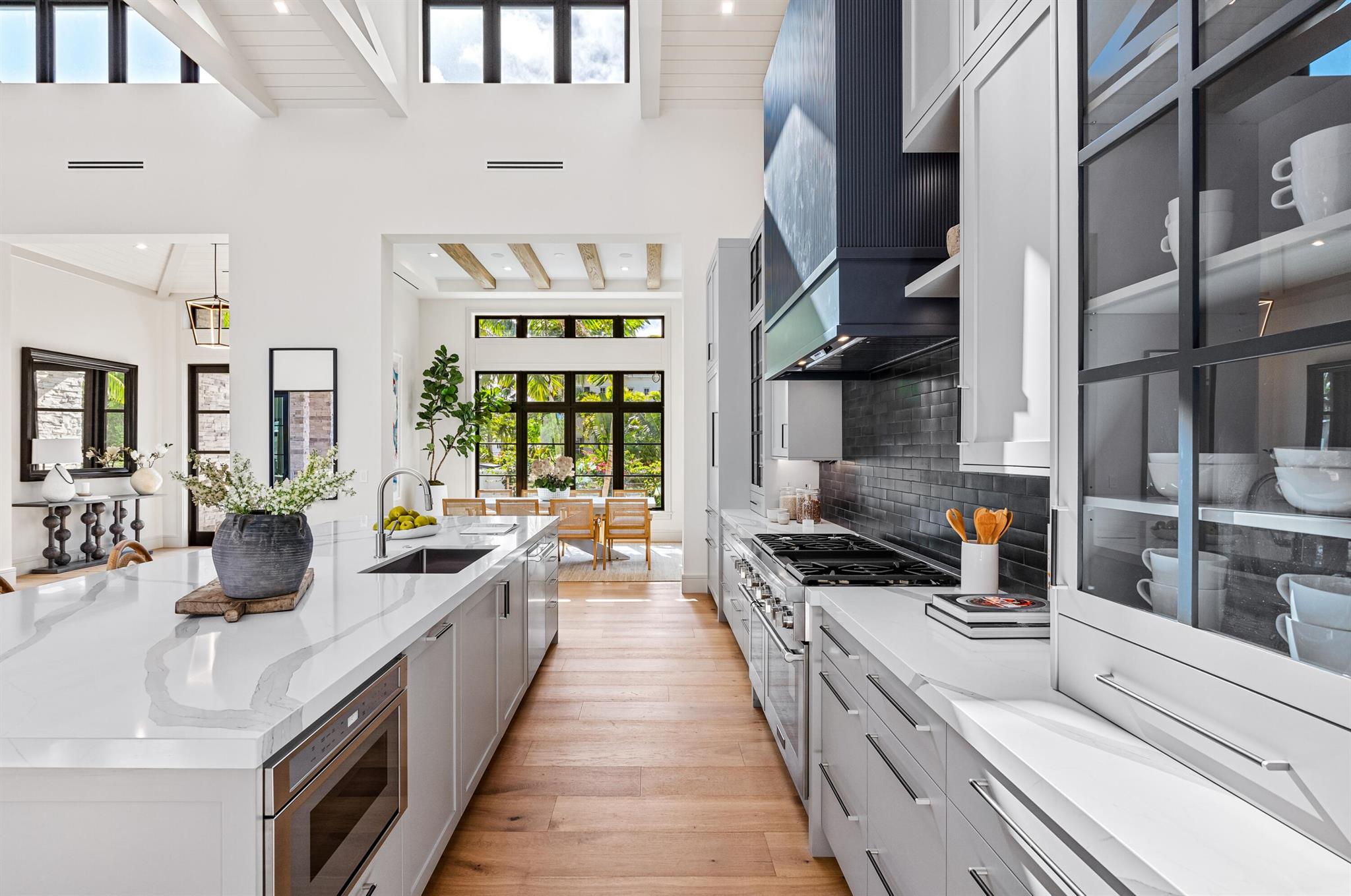 LAKEVIEW HEIGHTS UNIT 1 D - Residential