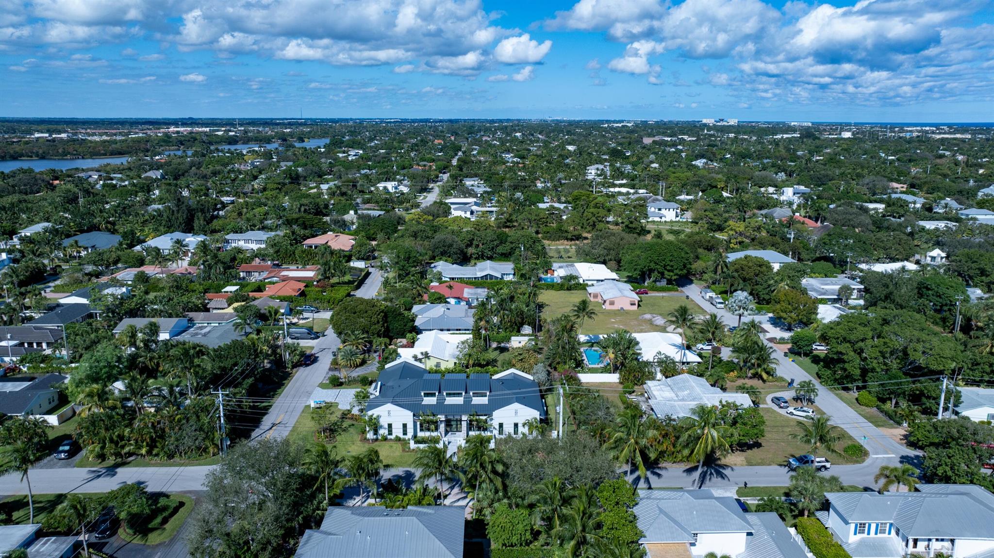 LAKEVIEW HEIGHTS UNIT 1 D - Residential