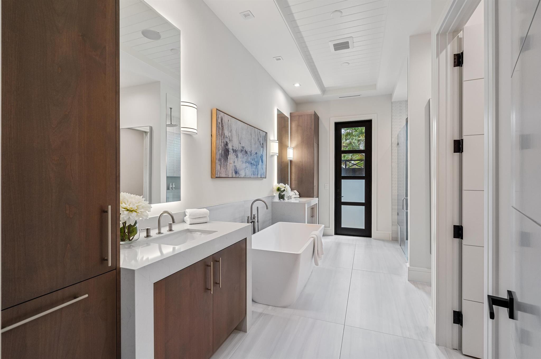 LAKEVIEW HEIGHTS UNIT 1 D - Residential