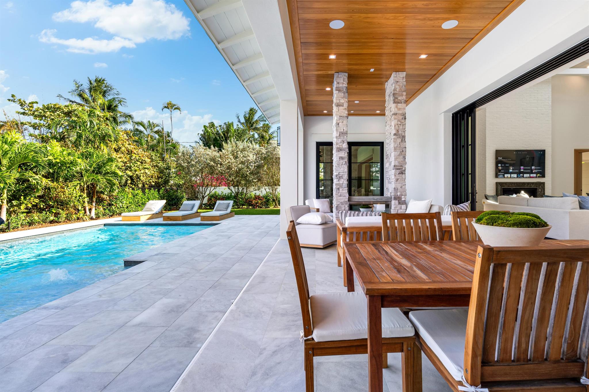 LAKEVIEW HEIGHTS UNIT 1 D - Residential