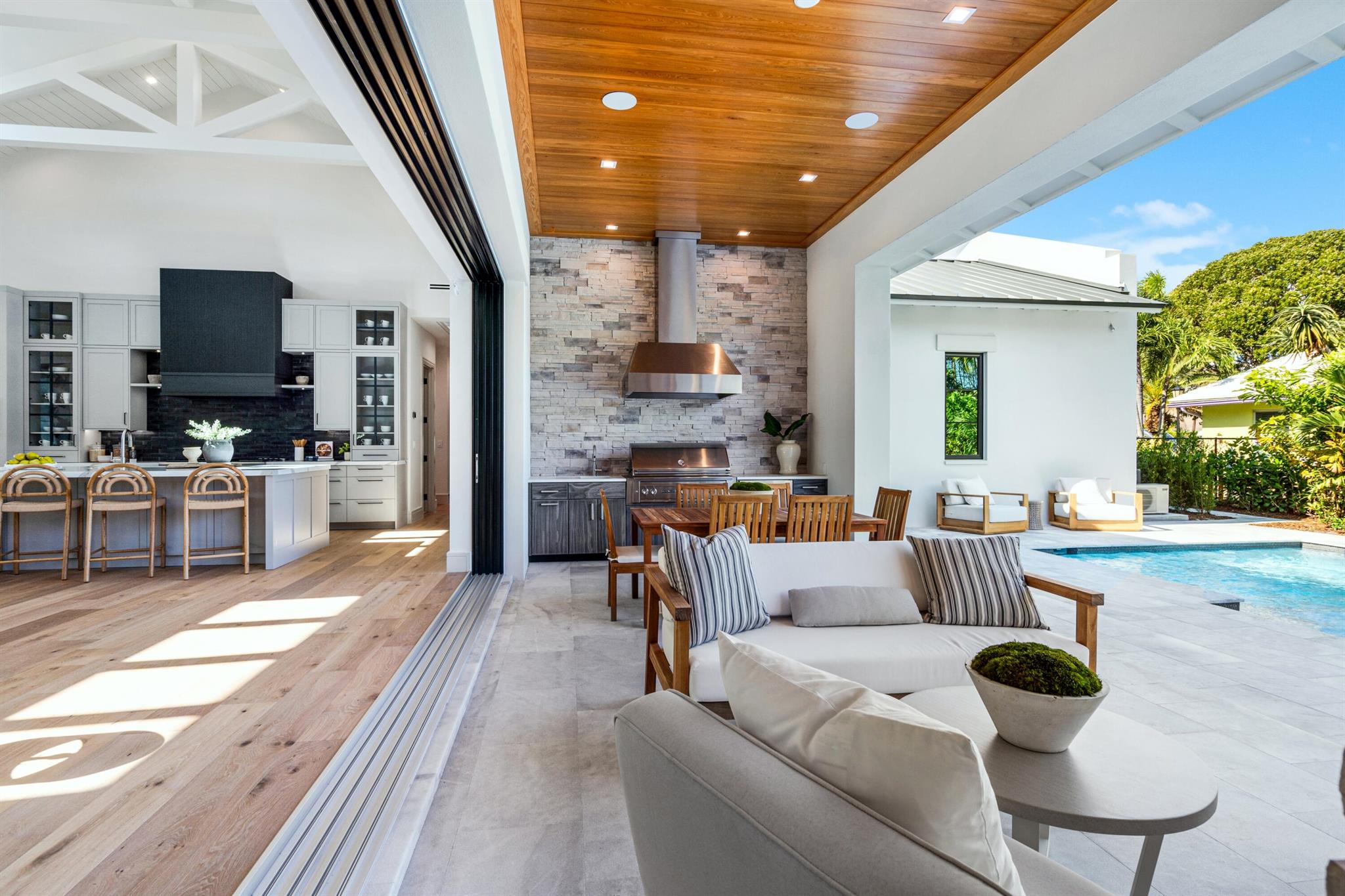 LAKEVIEW HEIGHTS UNIT 1 D - Residential