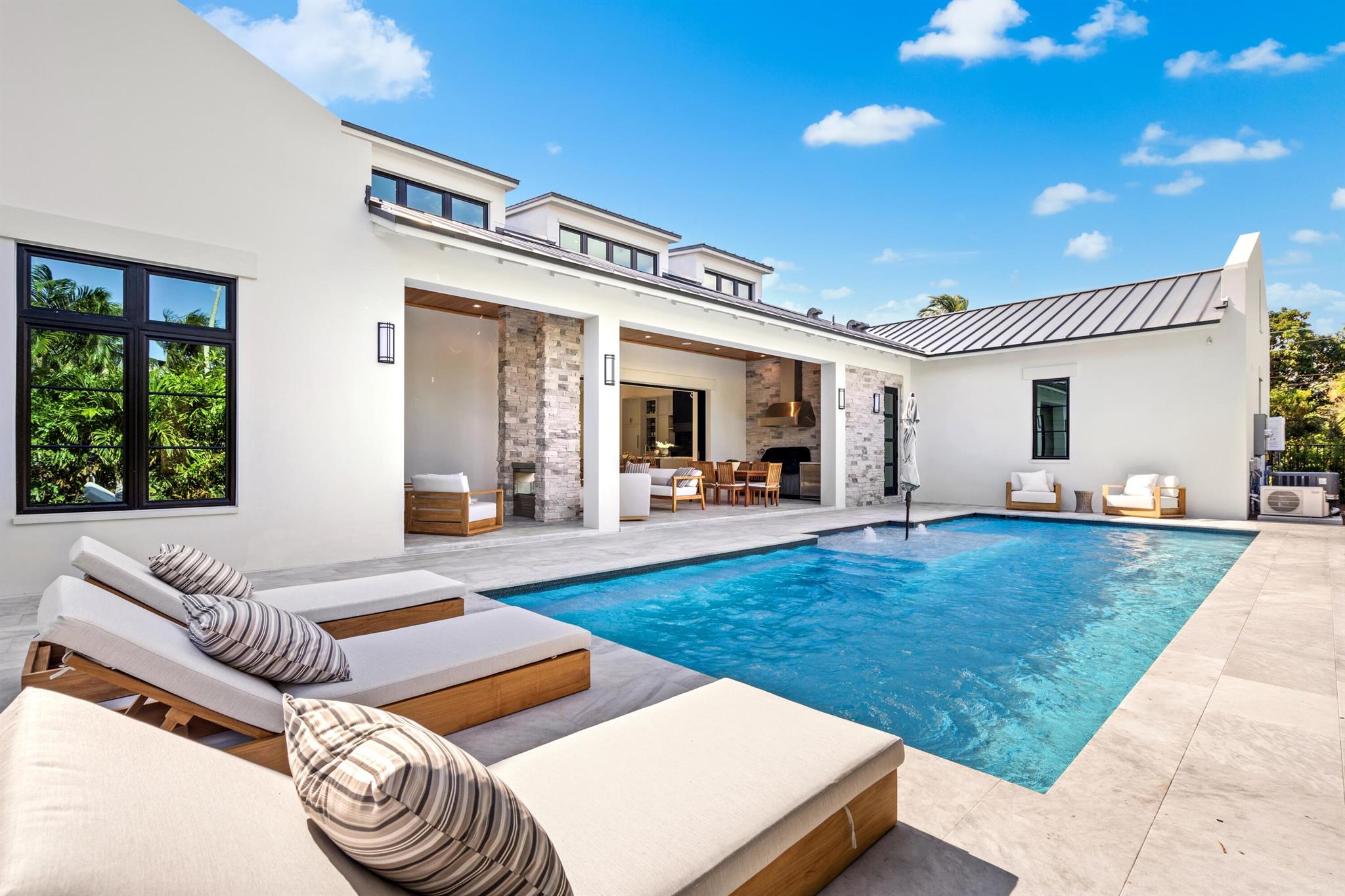 LAKEVIEW HEIGHTS UNIT 1 D - Residential