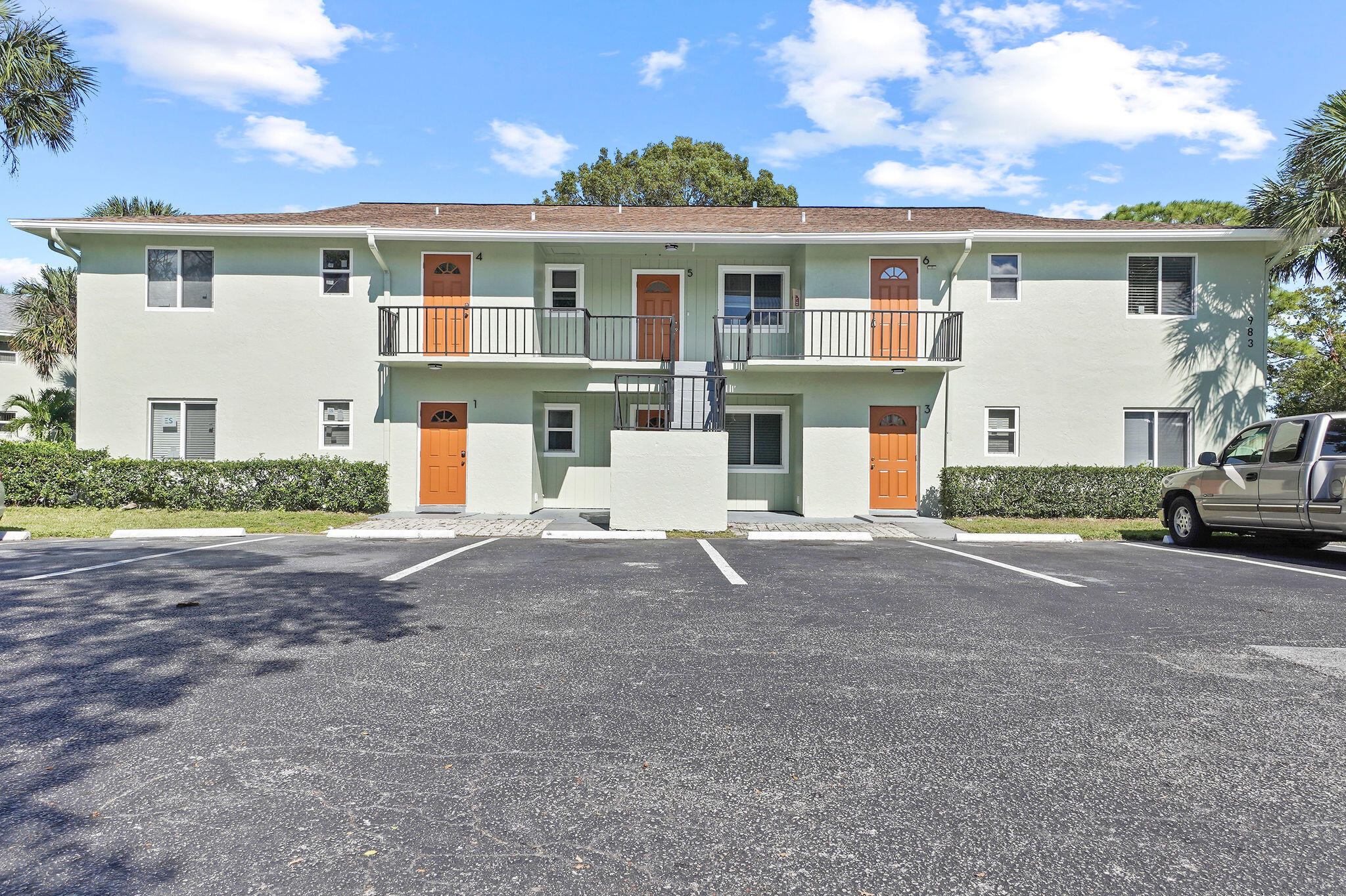 NORTH RIVER SHORES - Residential Lease