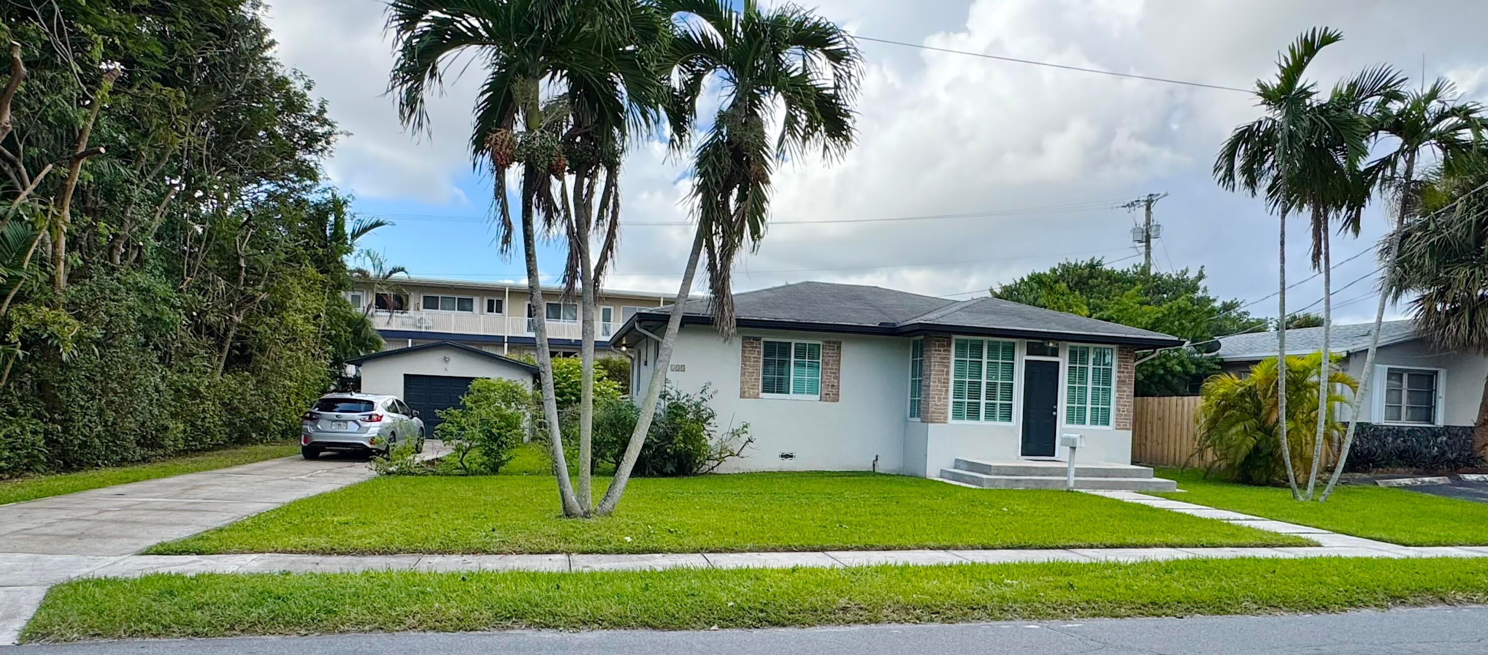 133 SE 2nd Street