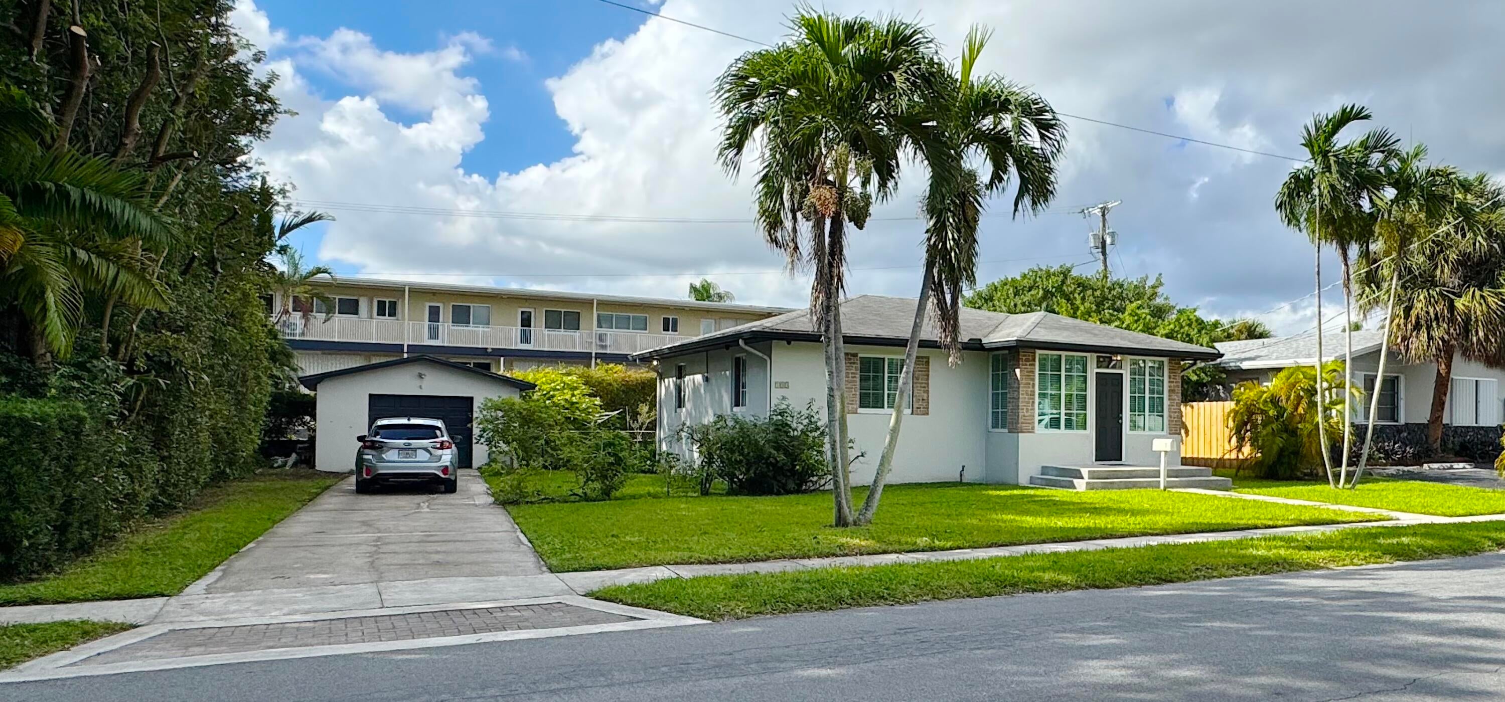 133 SE 2nd Street