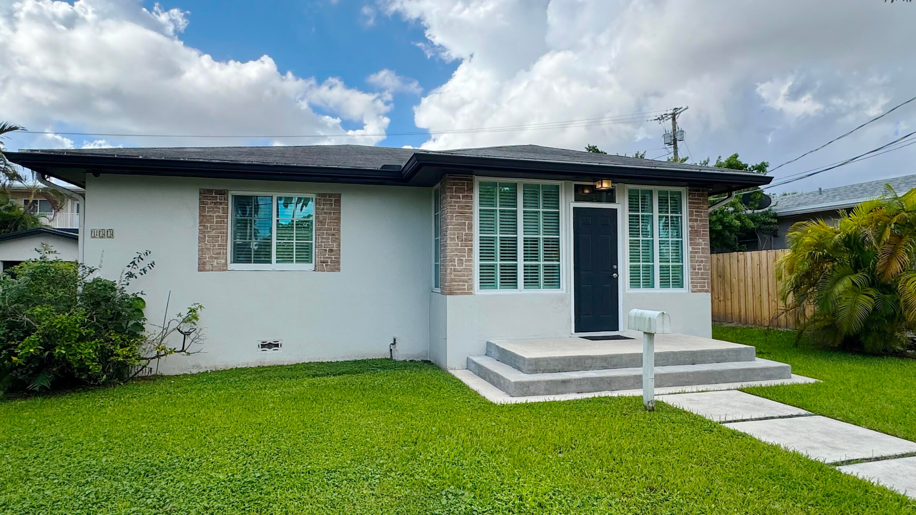 133 SE 2nd Street