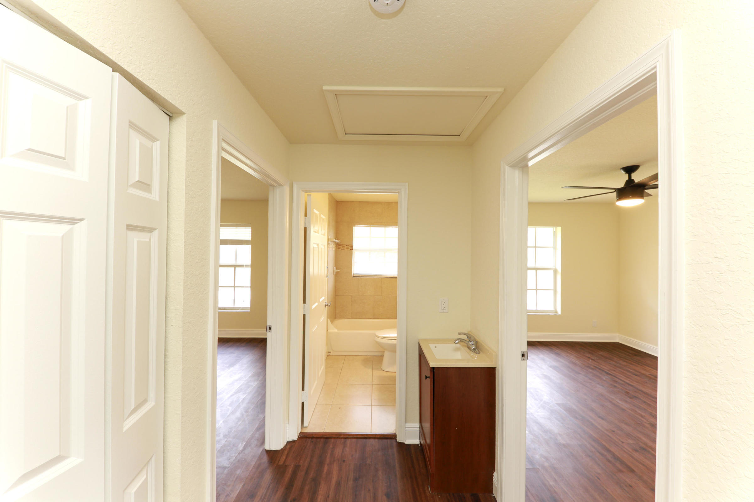 Acreage - Residential Lease