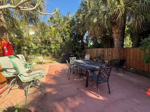 A home in Lake Worth Beach