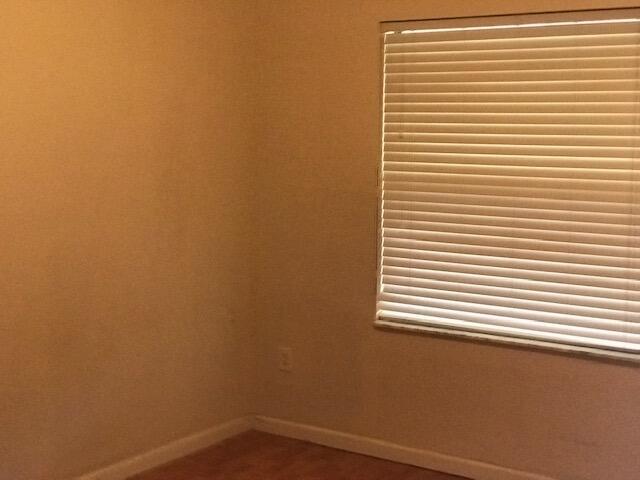 SUGAR POND MANOR OF WELLINGTON - Residential Lease