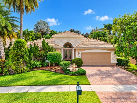Photo of 6946 MILANI Street, Lake Worth, FL 33467 (MLS # B26086562)