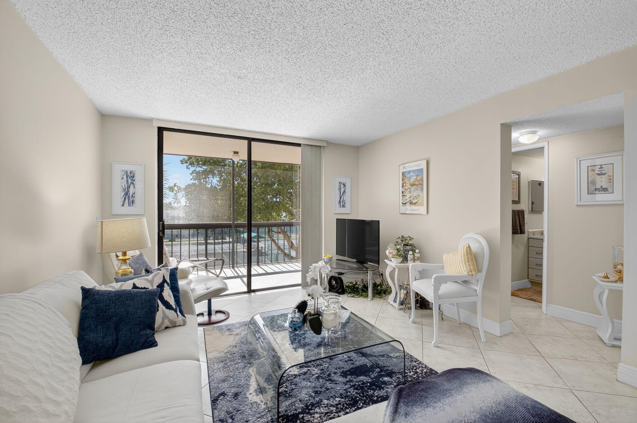 LAVERS DELRAY RACQUET CLU - Residential