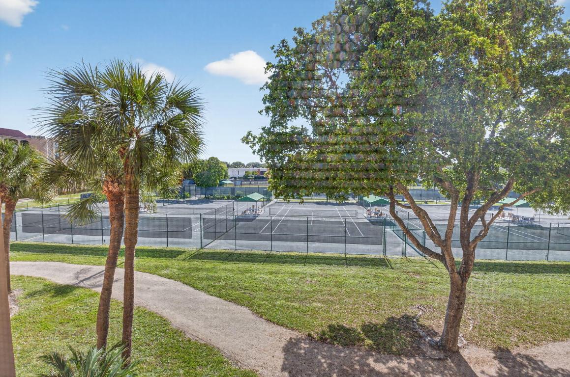 LAVERS DELRAY RACQUET CLUB CONDO - Residential