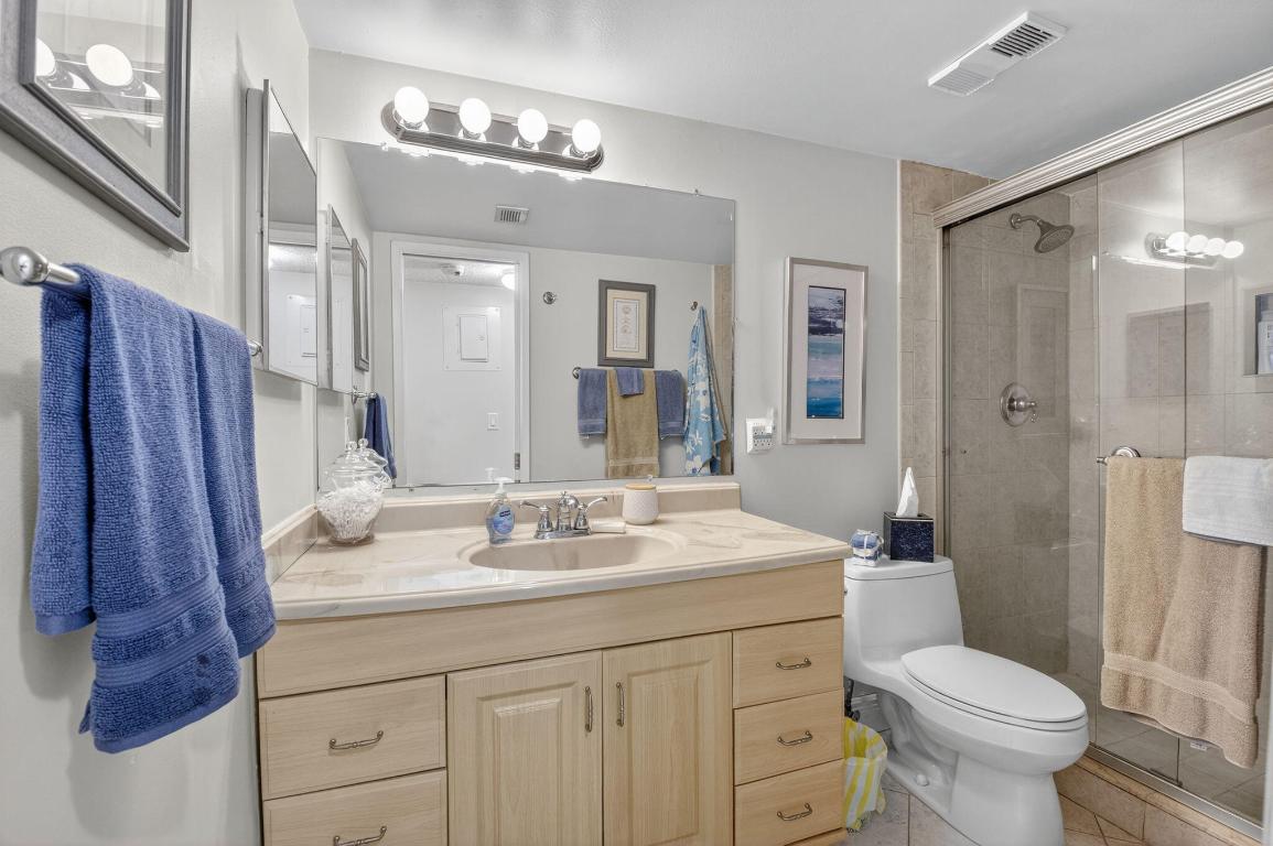 LAVERS DELRAY RACQUET CLUB CONDO - Residential