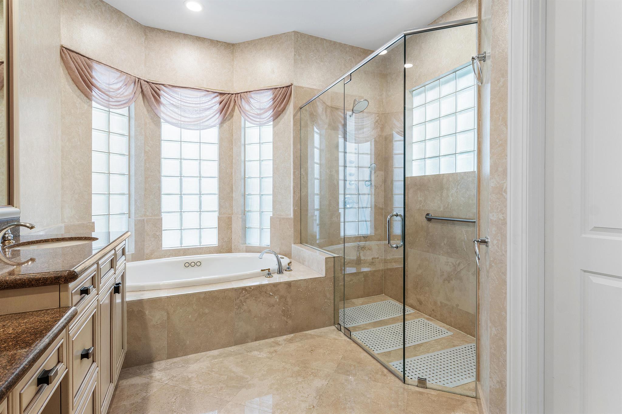 Mizner Country Club - Residential