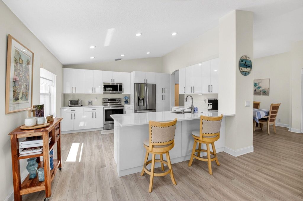 Photo of 7407 Lombardy Street, Boynton Beach, FL 33472 (MLS # B26022022)