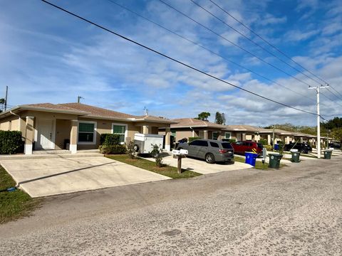 3531 S 7th S Street Fort Pierce FL 34982
