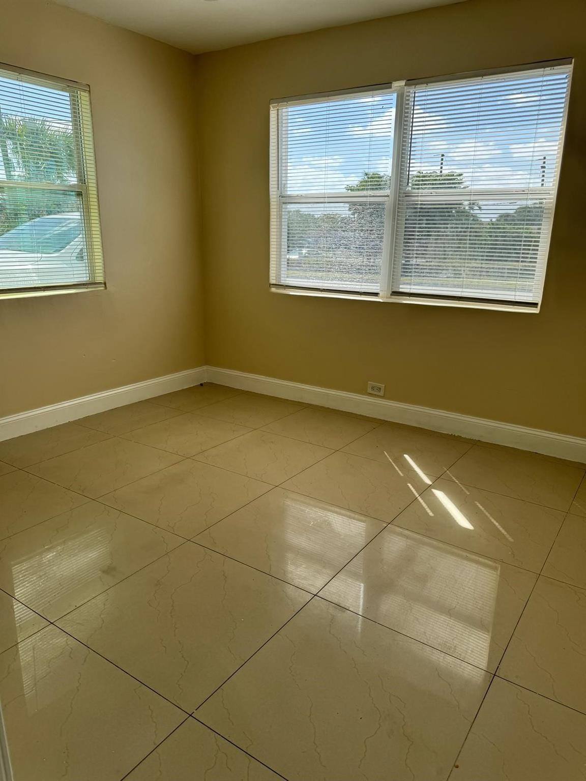 Acrehome Park First Add - Residential Lease