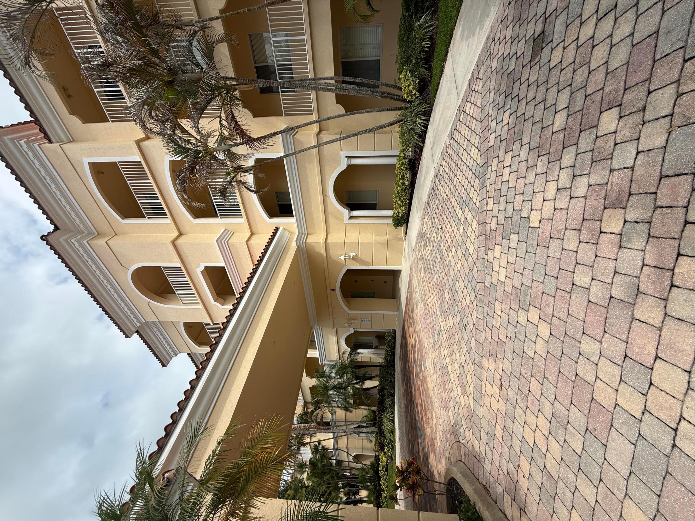 HARBOUR ISLE - Residential