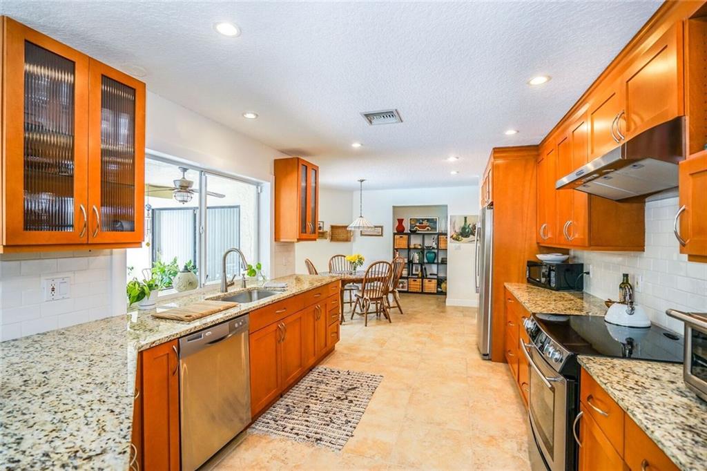 Maplewood 80-37 B - Residential