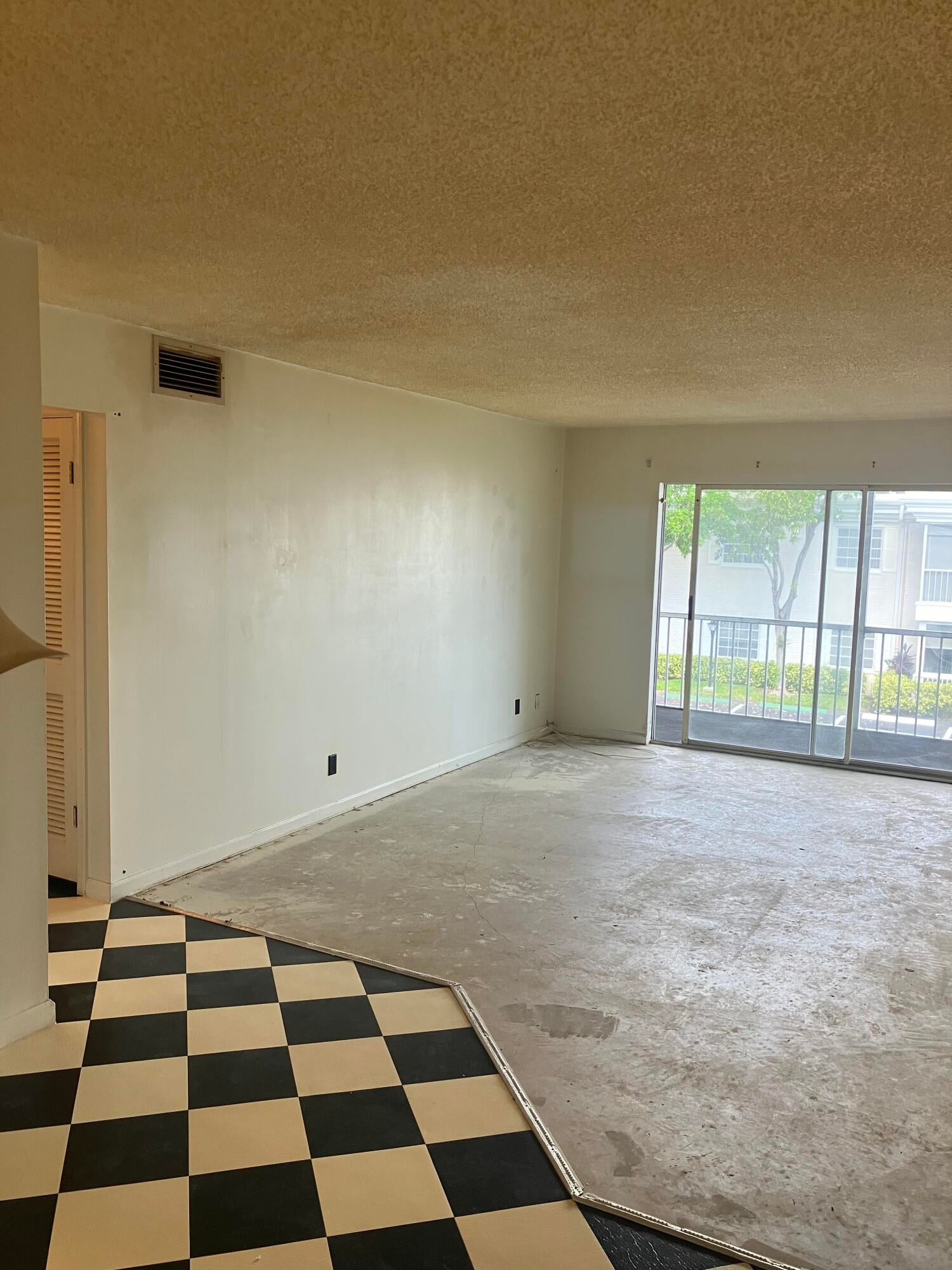 6293 Bay Club Drive 4