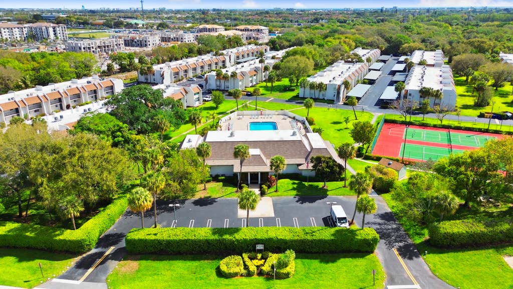 Photo of 2975 SW 22nd Avenue #1080, Delray Beach, FL 33445 (MLS # B26052145)