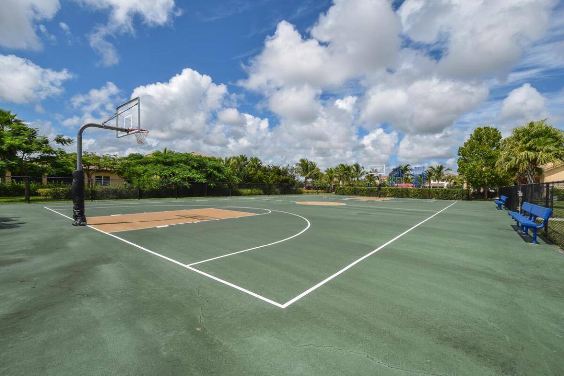 LOXAHATCHEE RESERVE NORTH - Residential Lease