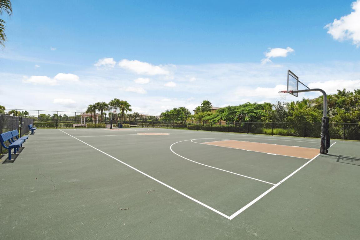 LOXAHATCHEE RESERVE NORTH - Residential Lease