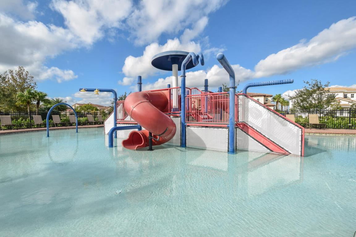 LOXAHATCHEE RESERVE NORTH - Residential Lease