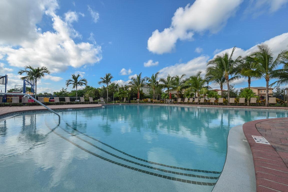 LOXAHATCHEE RESERVE NORTH - Residential Lease