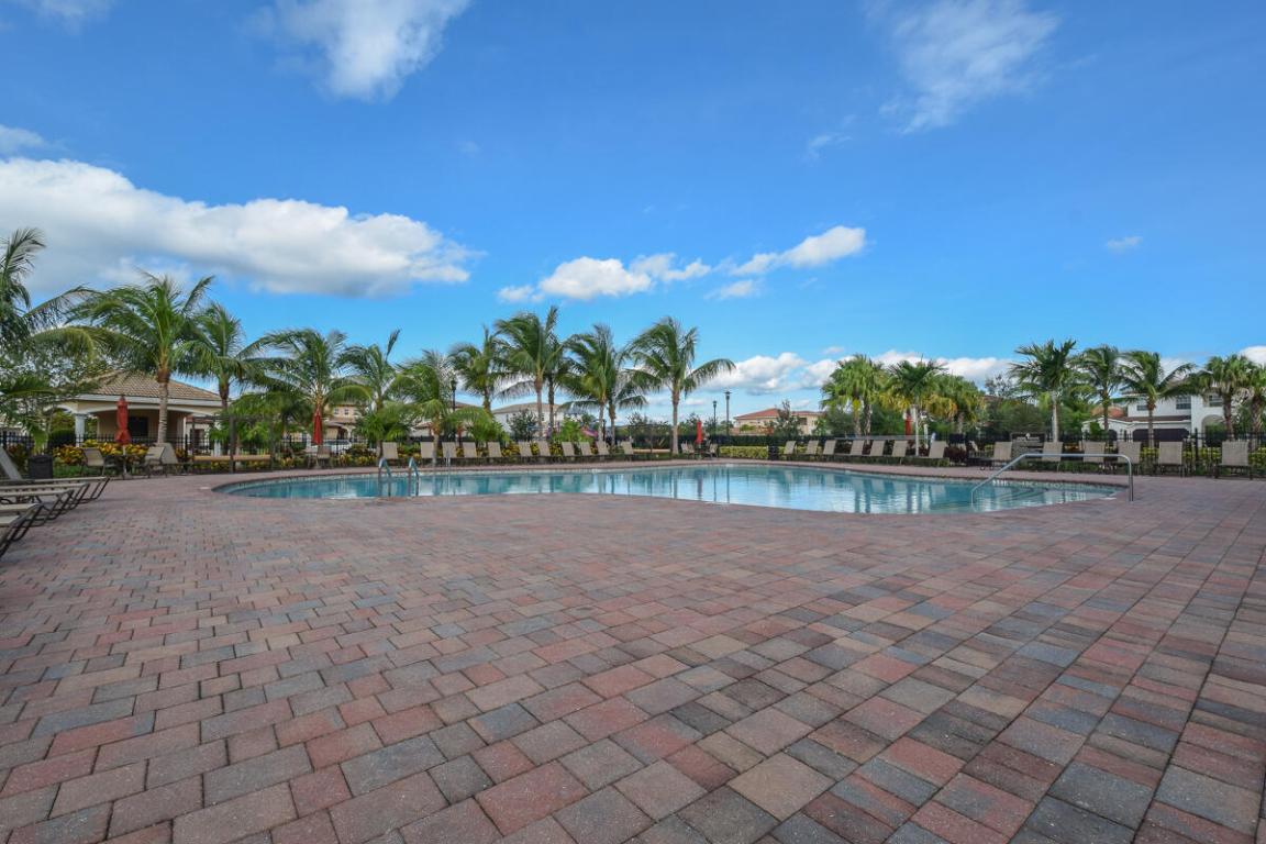 LOXAHATCHEE RESERVE NORTH - Residential Lease