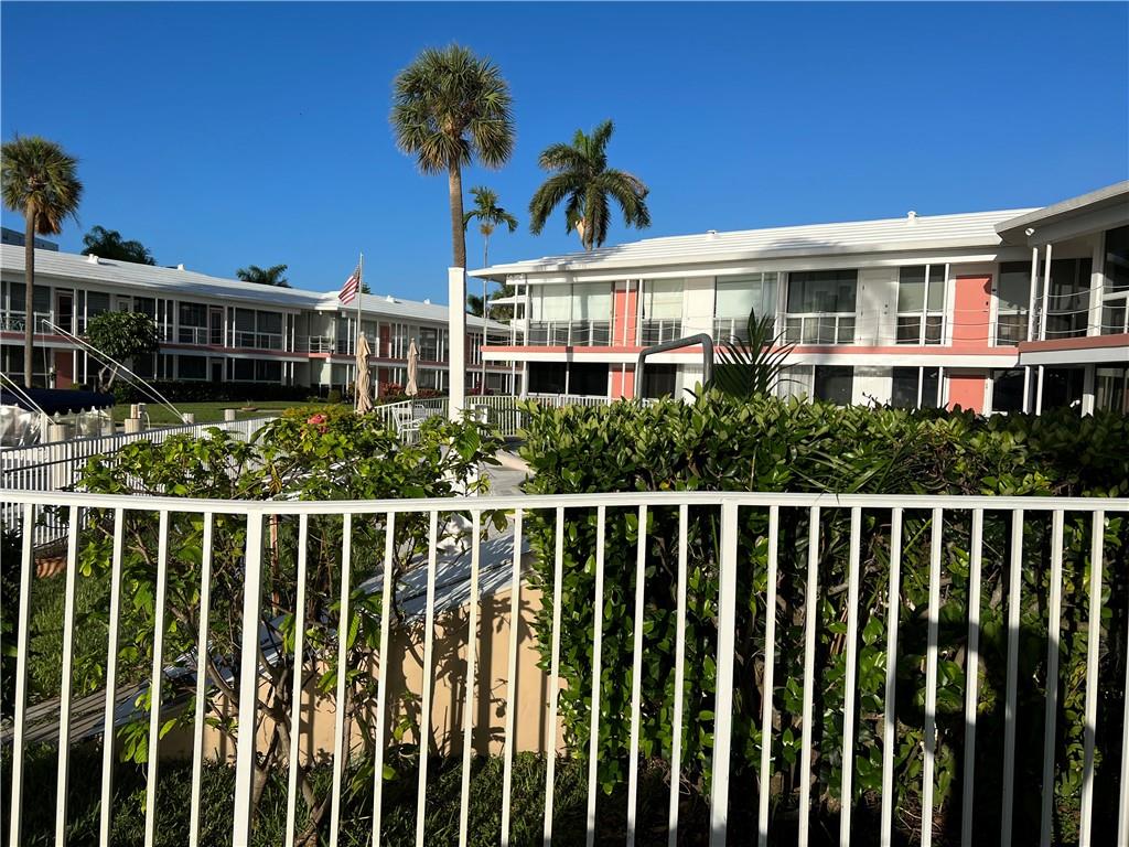 CORAL COVE - Residential