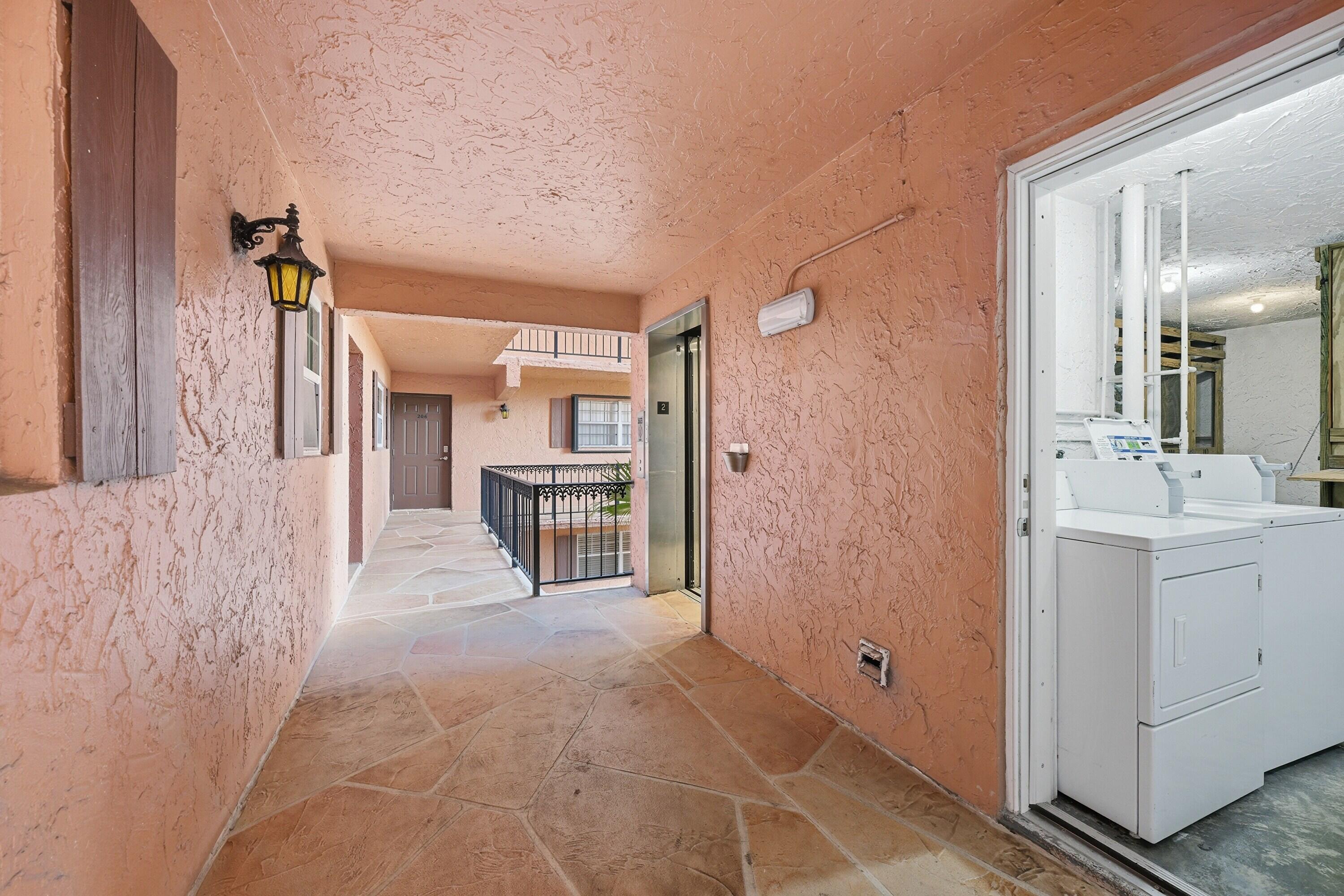 TENNIS CLUB OUTERBRIDGE CONDO - Residential