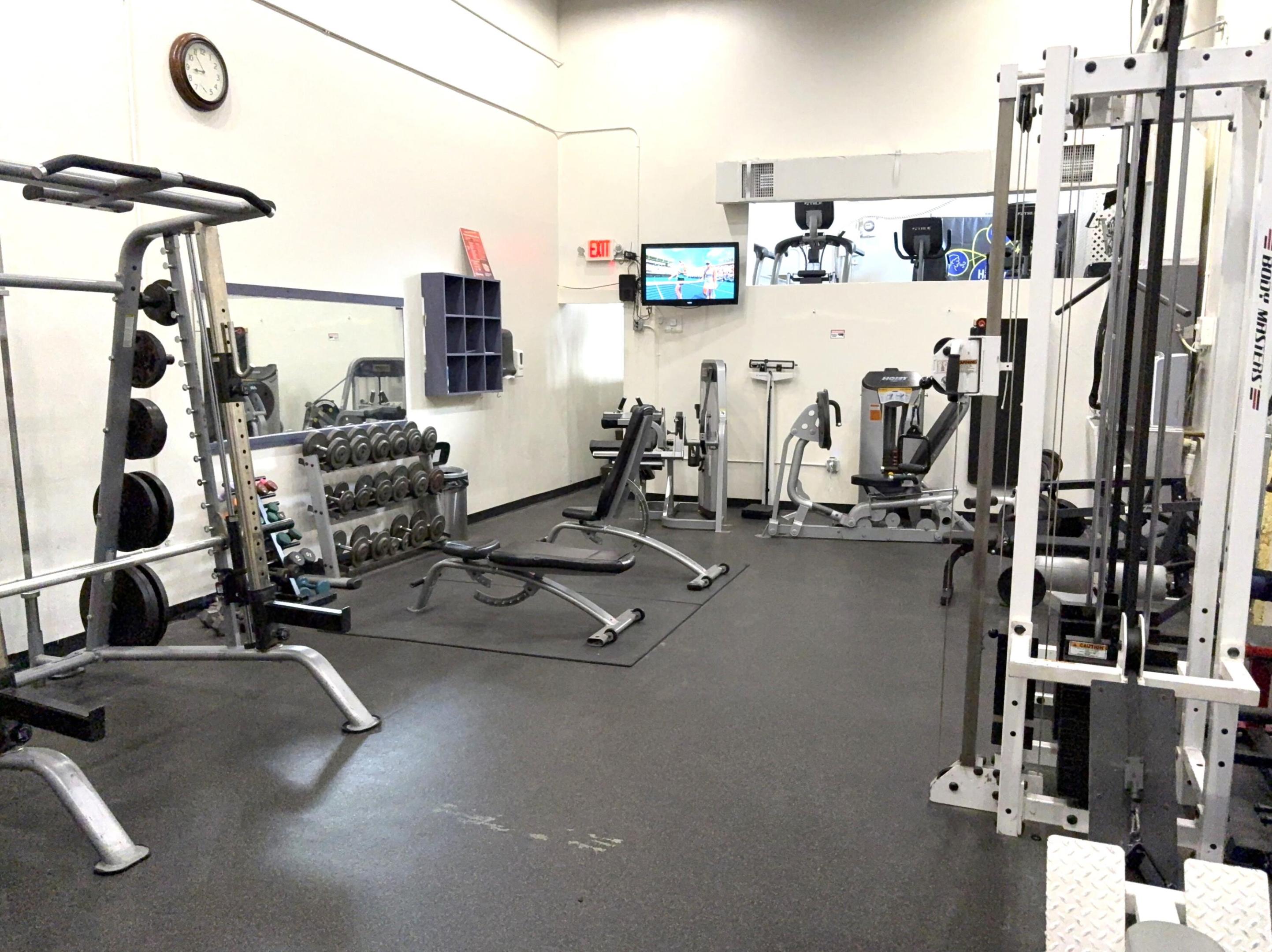 TENNIS CLUB OUTERBRIDGE CONDO - Residential