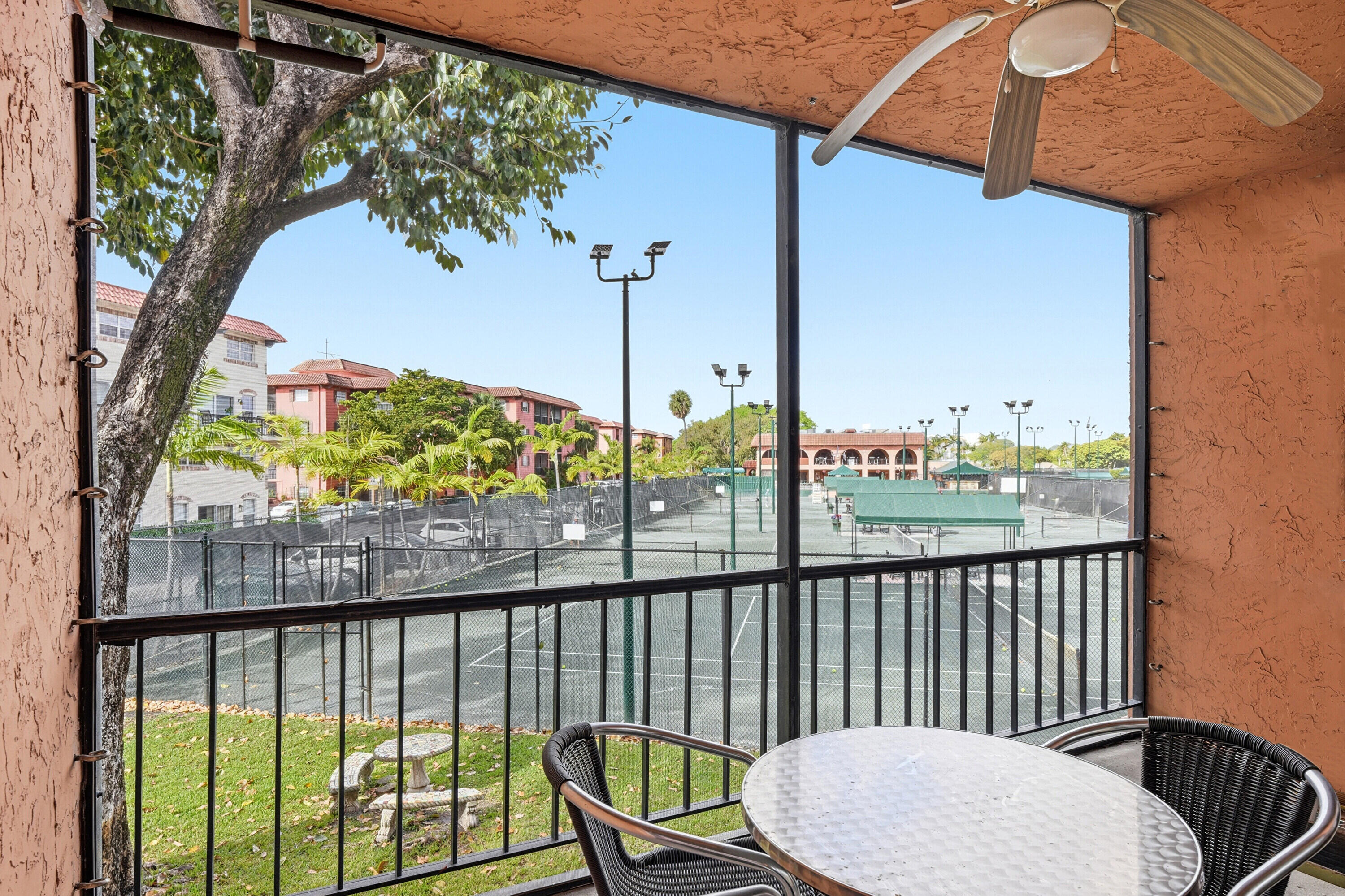 TENNIS CLUB OUTERBRIDGE CONDO - Residential