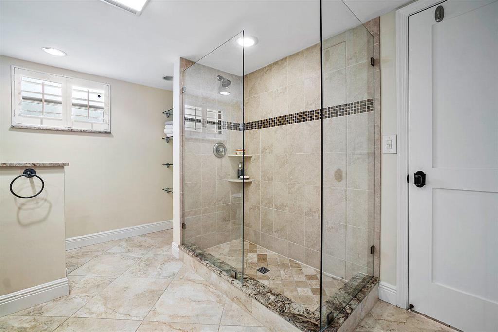 HURLINGHAM CONDO - Residential