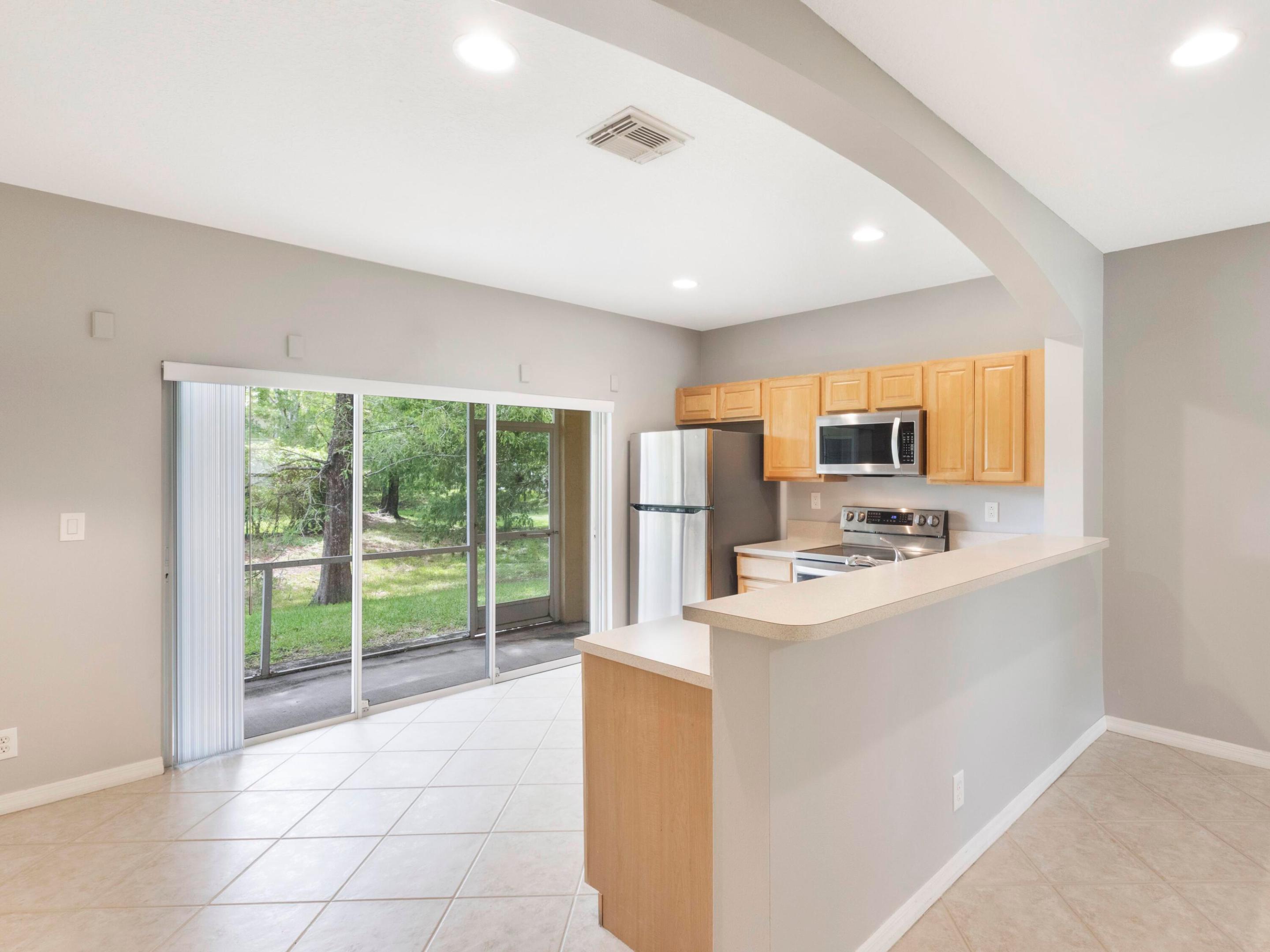 TOWNE PLACE - Residential