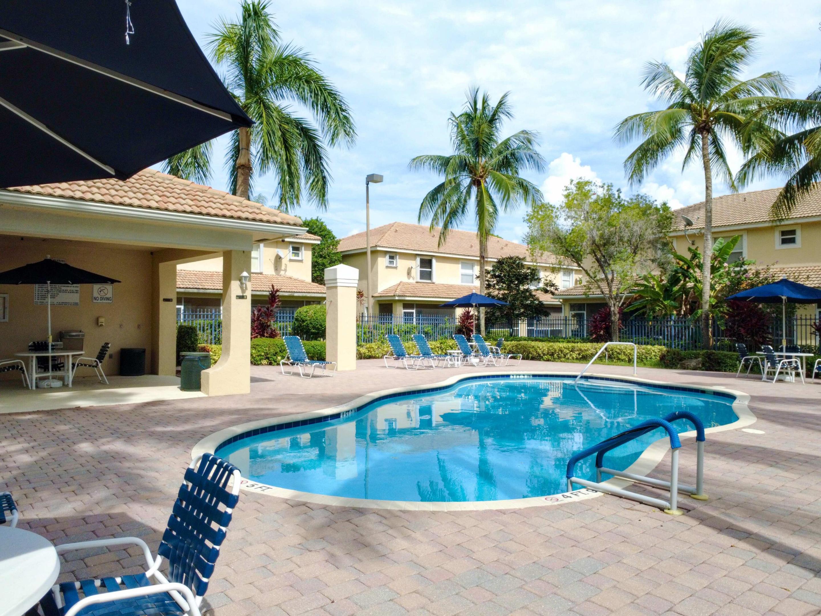 TOWNE PLACE - Residential