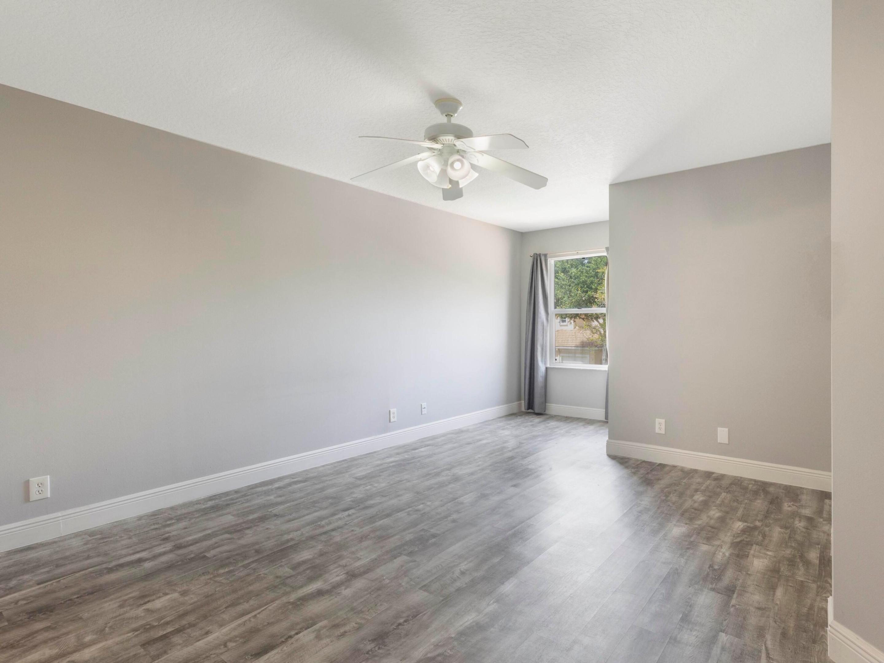 TOWNE PLACE - Residential